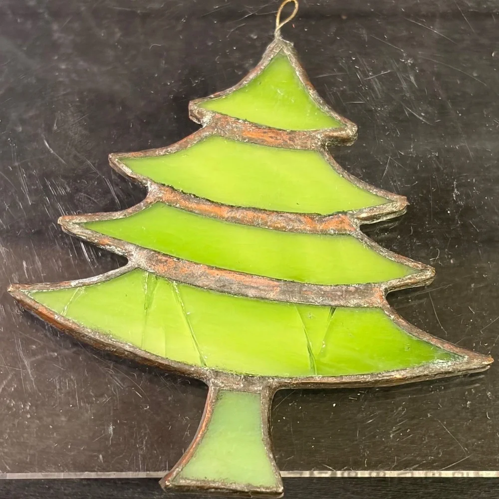 Vintage Stained Glass Christmas Tree Ornament Green Slag Glass Suncatcher 4.25in